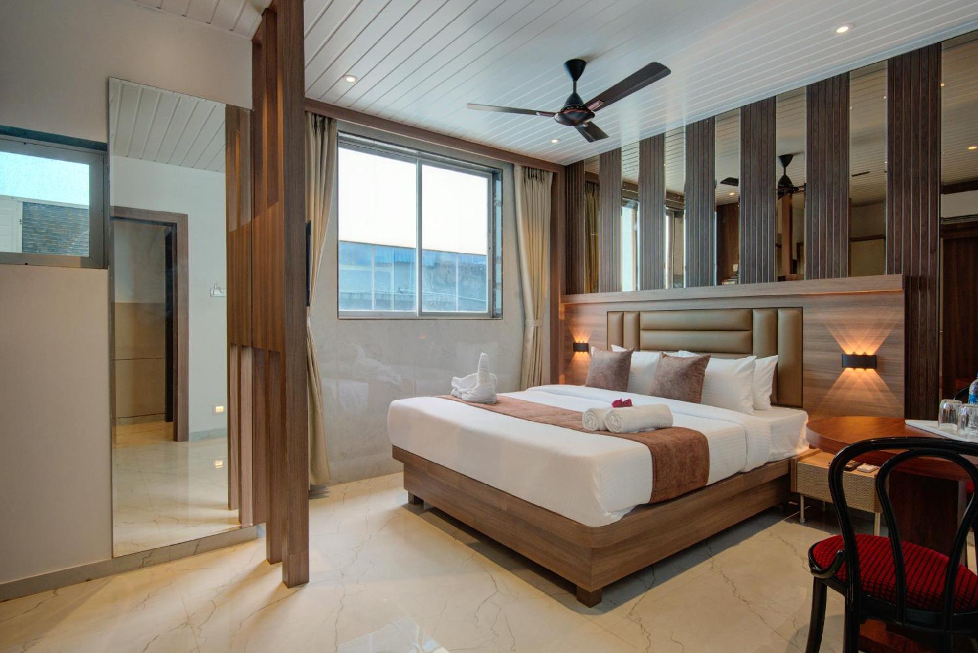 Hotel Galaxy Inn Navi Mumbai Ngoại thất bức ảnh