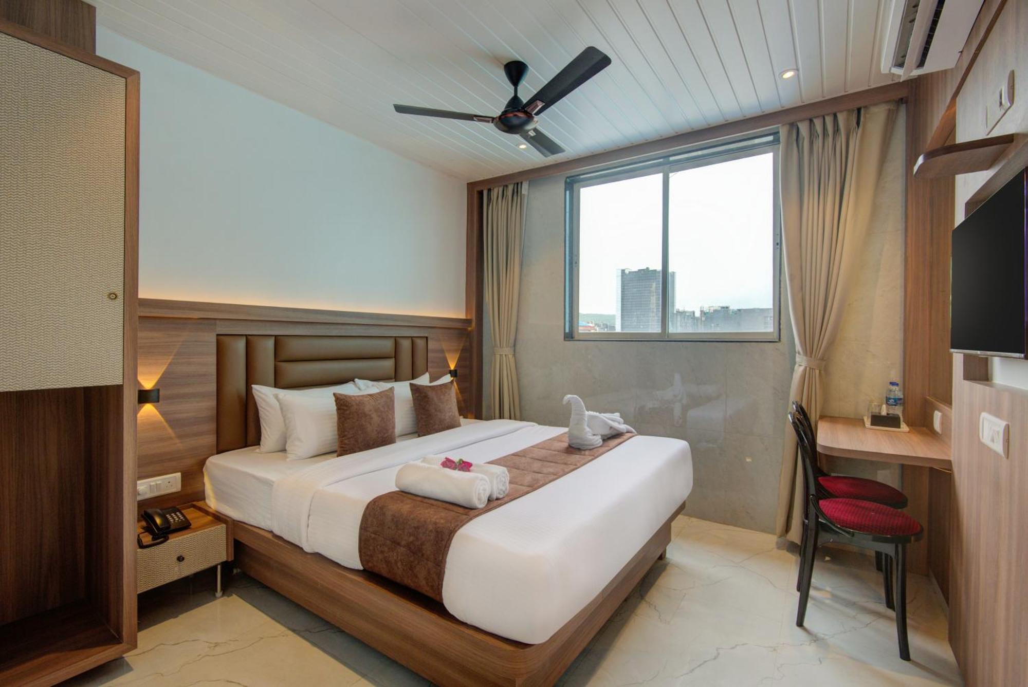Hotel Galaxy Inn Navi Mumbai Ngoại thất bức ảnh