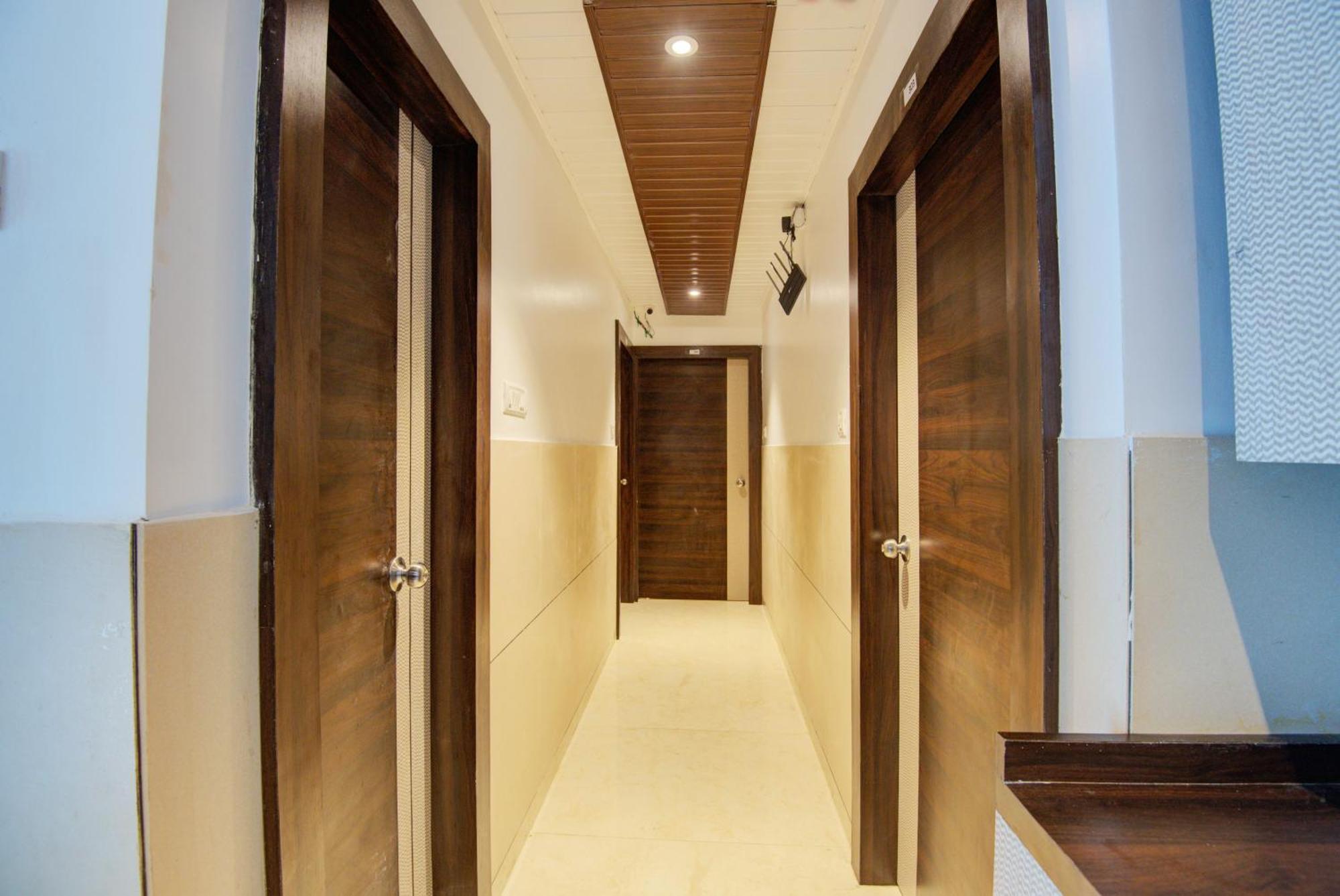 Hotel Galaxy Inn Navi Mumbai Ngoại thất bức ảnh